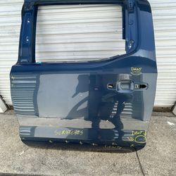 GMC Sierra Chevy Silverado 1,500 Rear Left Door Crew Cab has its system  2019 To 2026 Used Oem 