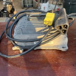 E Z GO Golf Cart Parts OEM 48V Charger DeltaQ SC48