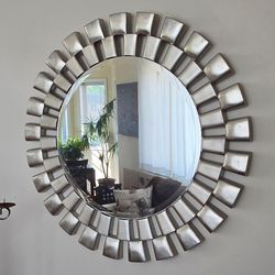 36" Silver Round Decorative Mirror