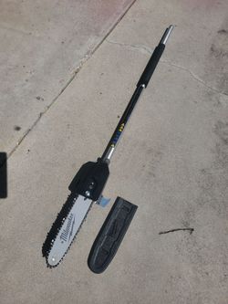 Milwaukee  
M18 FUEL QUIK-LOK 10 in. Pole Saw Attachment (Tool-Only)