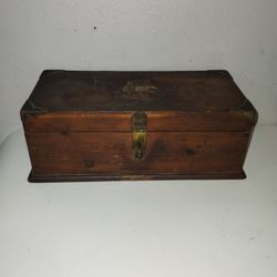 Antique Wood Box With Mirror
