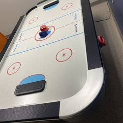 Air Hockey Table