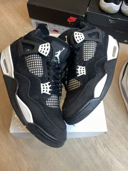 Jordan 4 White Thunder Size 11