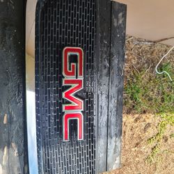 GMC Grill Like New Condition Perfect 