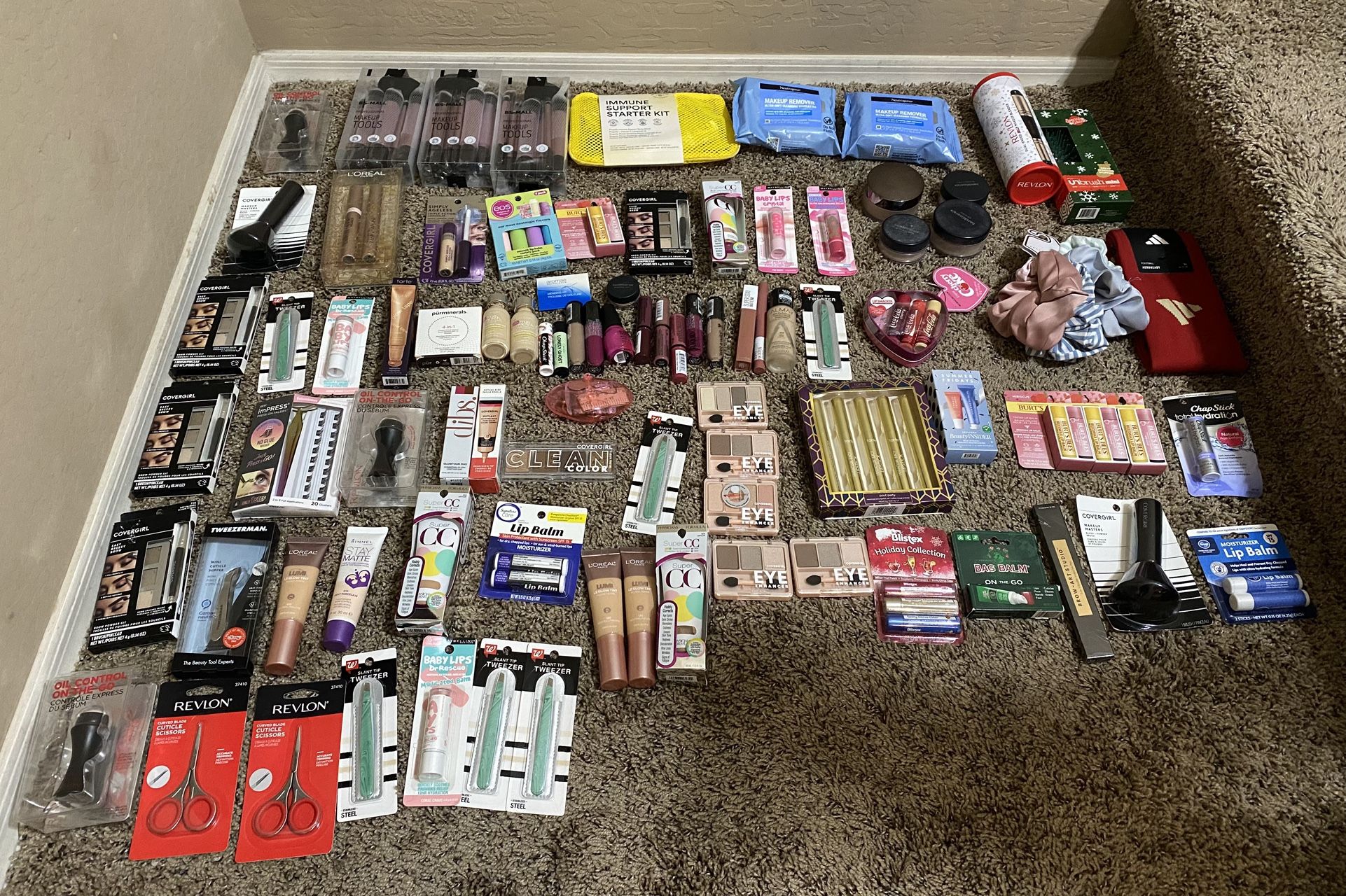 Large brand new make up haul. $200 for everything. Price is firm. :) Higley and ray.