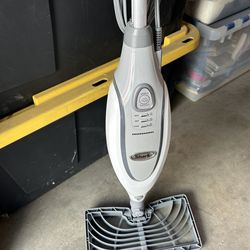 Shark Electric Steamer Mop