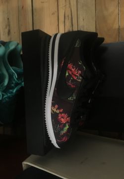 Nike Cortez Floral size 12