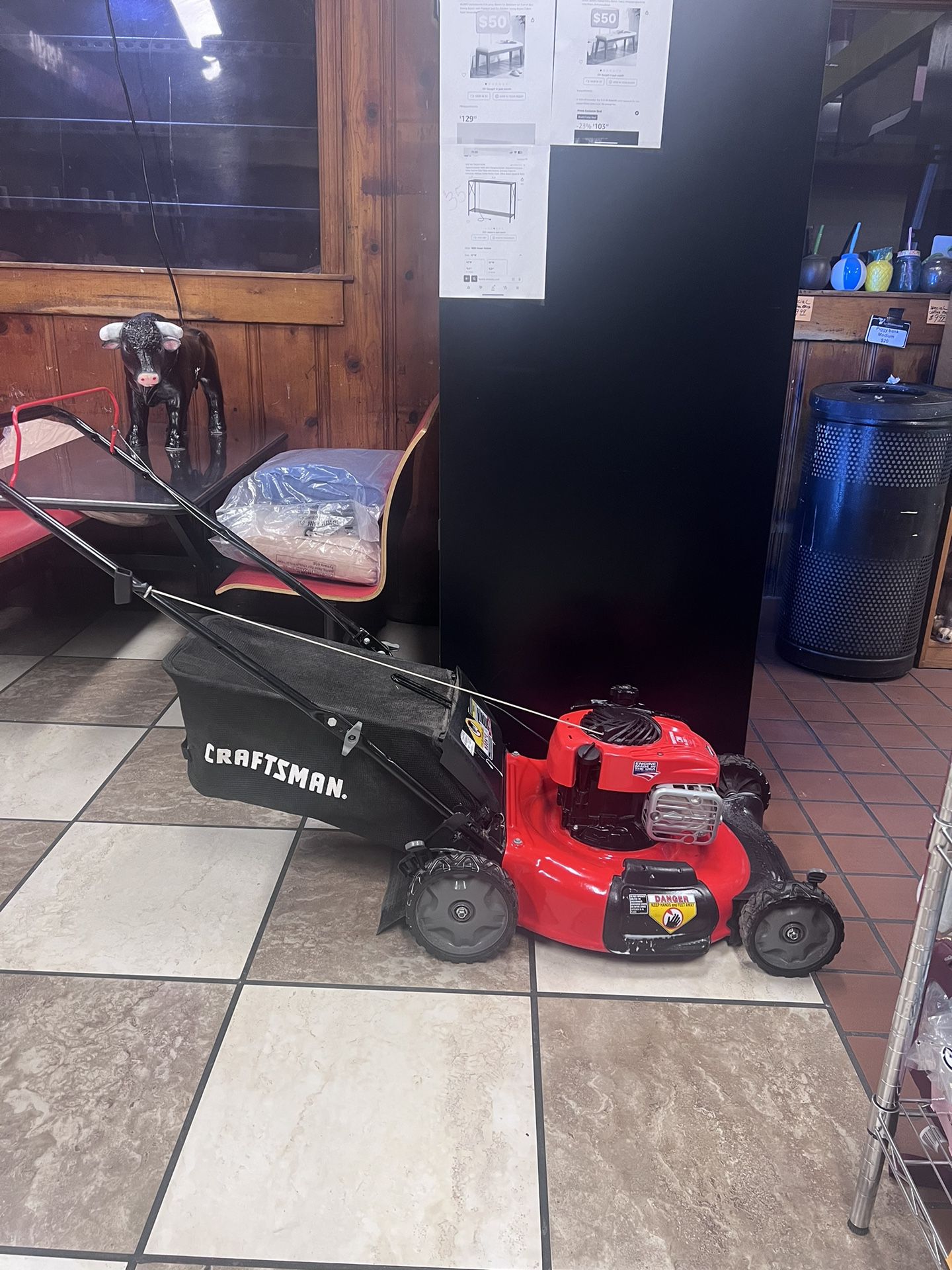 Craftsman Lawnmower M110 140-cc 21-in Gas Push Lawn Mower with Briggs and Stratton Engine