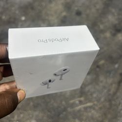 AirPods (2nd Generation)
