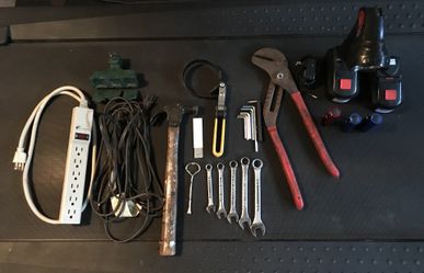 VARIOUS TOOLS & OTHER GARAGE ITEMS FOR SALE-LARGE PIPE WRENCH, 15’+ EXTENSION CORD, POWER STRIP, SMALLER WRENCHES, 4 FLASHLIGHTS & MORE!!