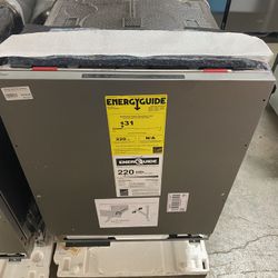 Asko 50 Series  DFI565XXL 24 Inch Fully-Integrated Panel Ready Built-In Smart Dishwasher  10 new in box only $998/obo 