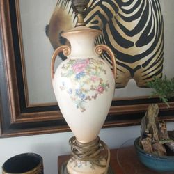 2 Matching Vintage Lamps