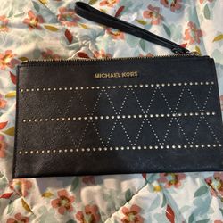 Michael Kors WRISTLET  * Never Used*