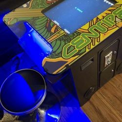 PRIME ARCADE COCKTAIL TABLE WITH 2 STOOLS NOT A 1UP THIS IS A REAL TABLE 60 GAMES Basically  New Pick Up In RESEDA Area 