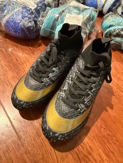 Children's Soccer Shoes (Unisex) — Suitable for Artificial Turf Training Suitable for both indoor and outdoor use; youth hard-ground training shoes; l