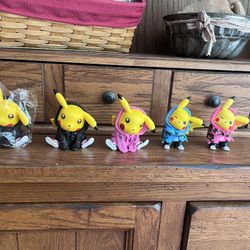 3.5” Pikachu Figures