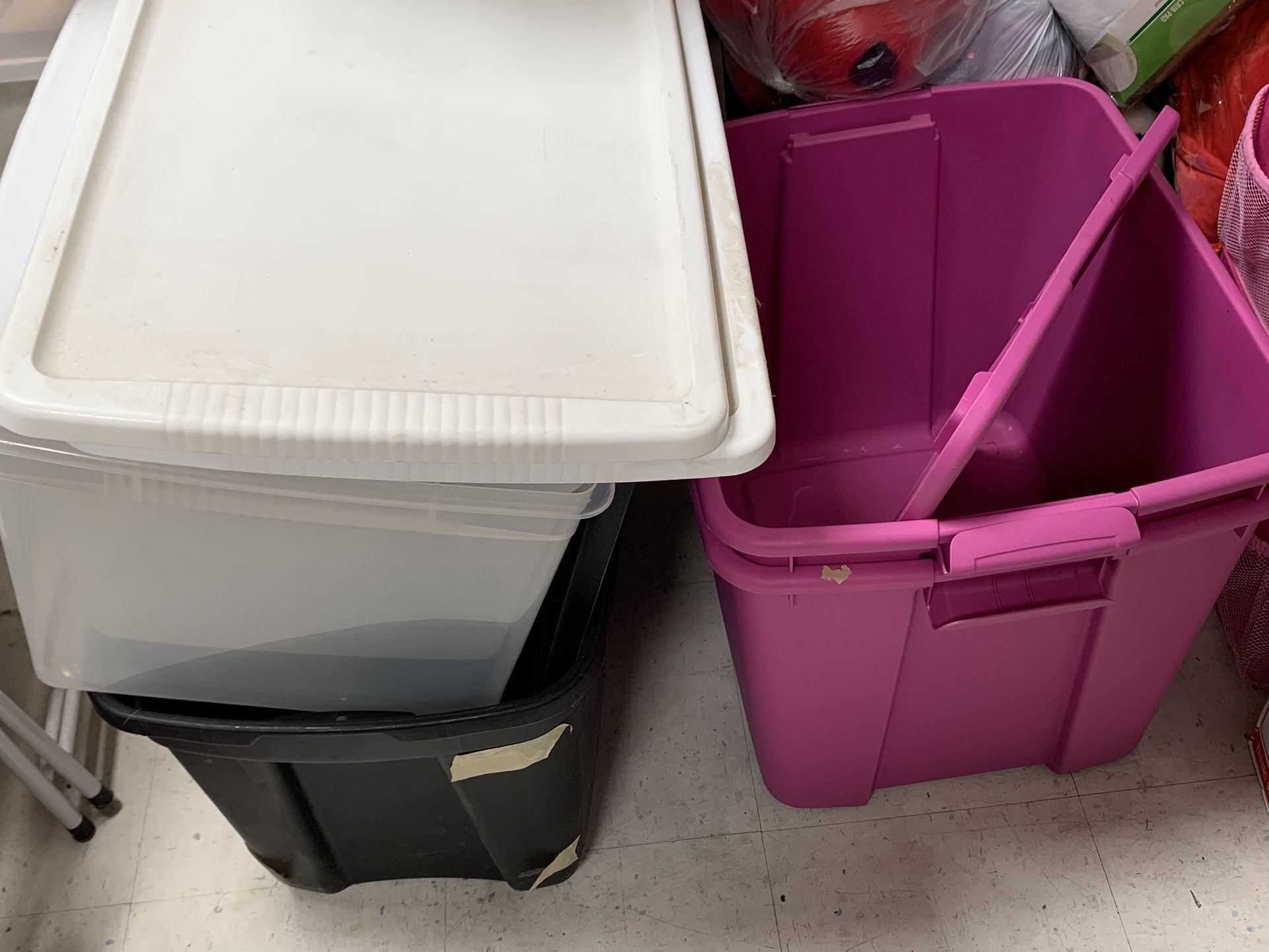 Large Plastic Tubs With Lids (10 Available) $5 Each