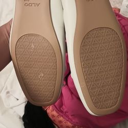 Womens Flats 
