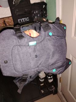 Free baby carrier