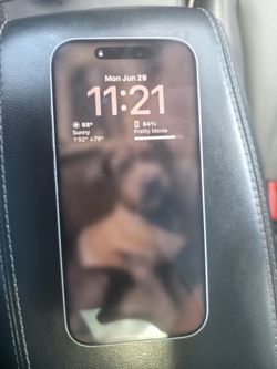 White iPhone 17