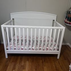 Crib with mattress