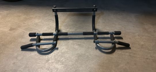 Door frame Pull-up bar