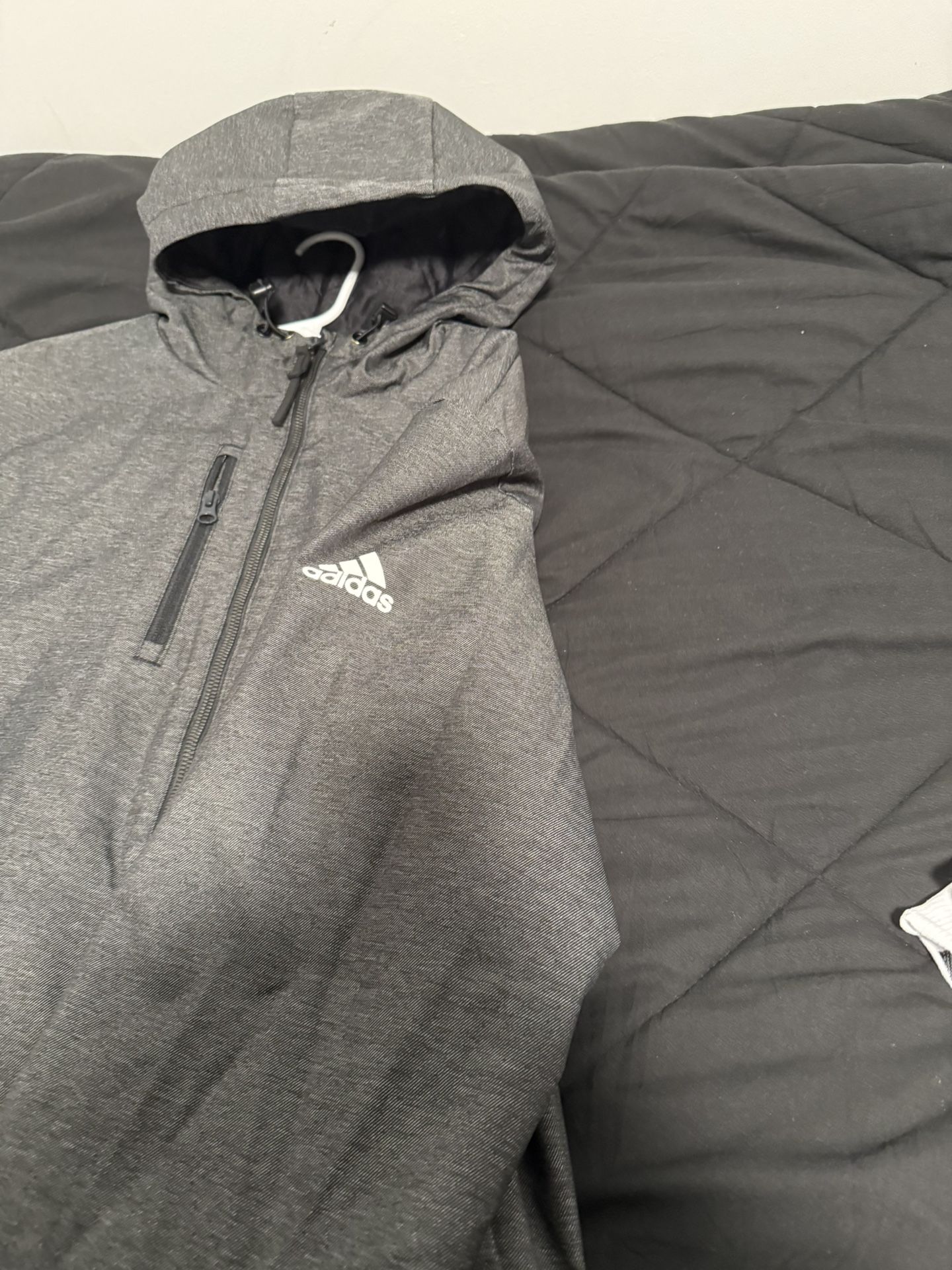 Bundle Deal – Nike Shoes + Parka Adidas + Adidas Long Sleeve + White Socks – $50