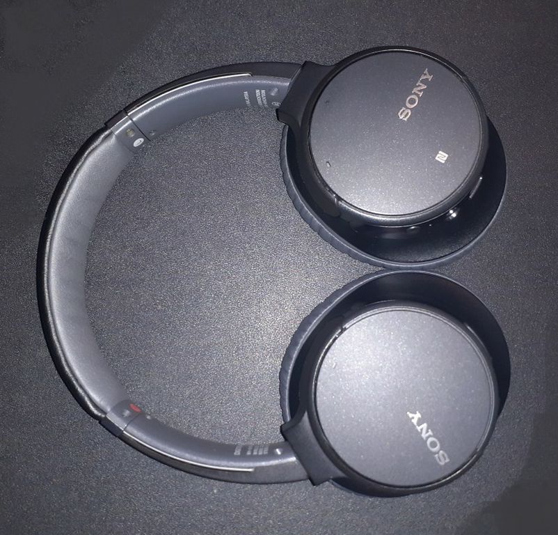 Sony Headphones WHCH700N