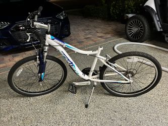 Schwinn ranger Women’s Mountain Bike