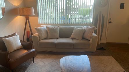 Dark Brown Tufted Leather Sleeper Sofa