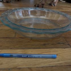 Pyrex glass  pie pan