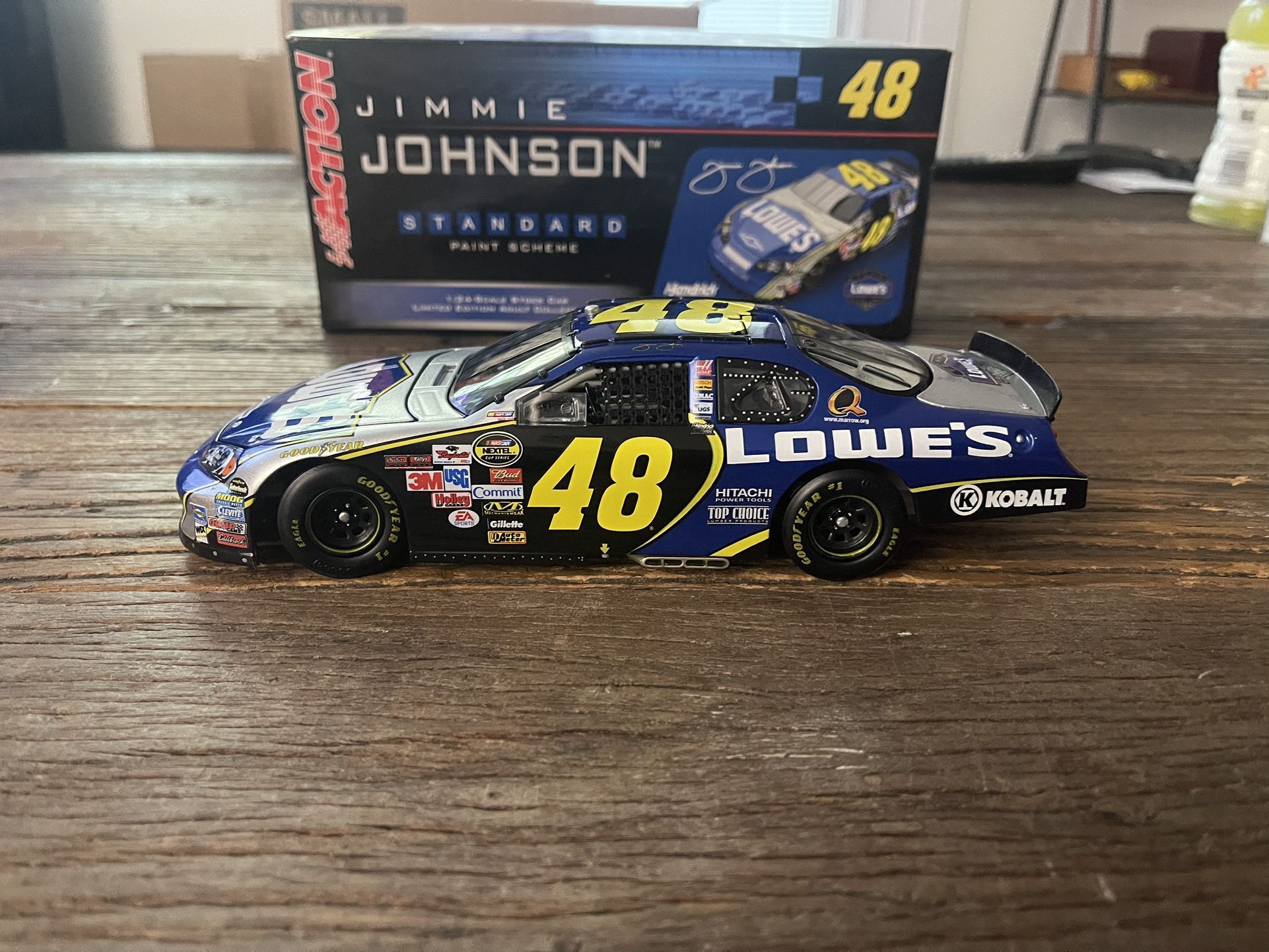 1:24 Jimmie Johnson #48 Lowe’s. 2006 Monty Carlo
