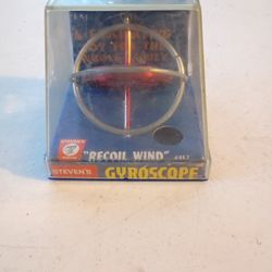 TOY'S VINTAGE STEVENS GYROSCOPE 