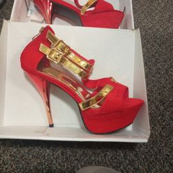 Woman's Size 7.5 Red And Gold Hi Heels