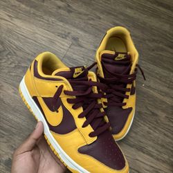 Nike Dunks 
