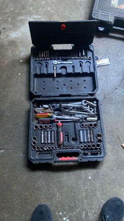 Craftsman Tools 118 Piece Exelent Condition 