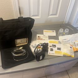Almost new Medela Electronic Baby Breast  Pump with Travel Bag