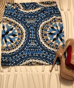 Gorgeous Blue Skirt, zipper on side, Size L $50