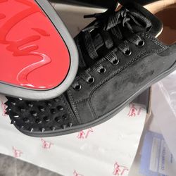 Louis Junior Spikes(9 .5 size) 