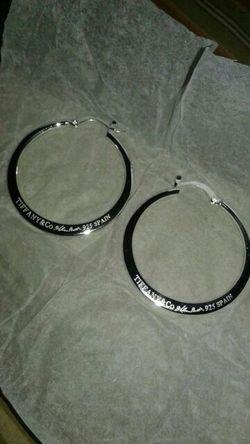 TIFFANY & CO HOOPS