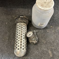 Desiccant air dyer