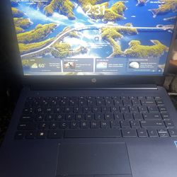hp laptop blue model 14-cf2111wm