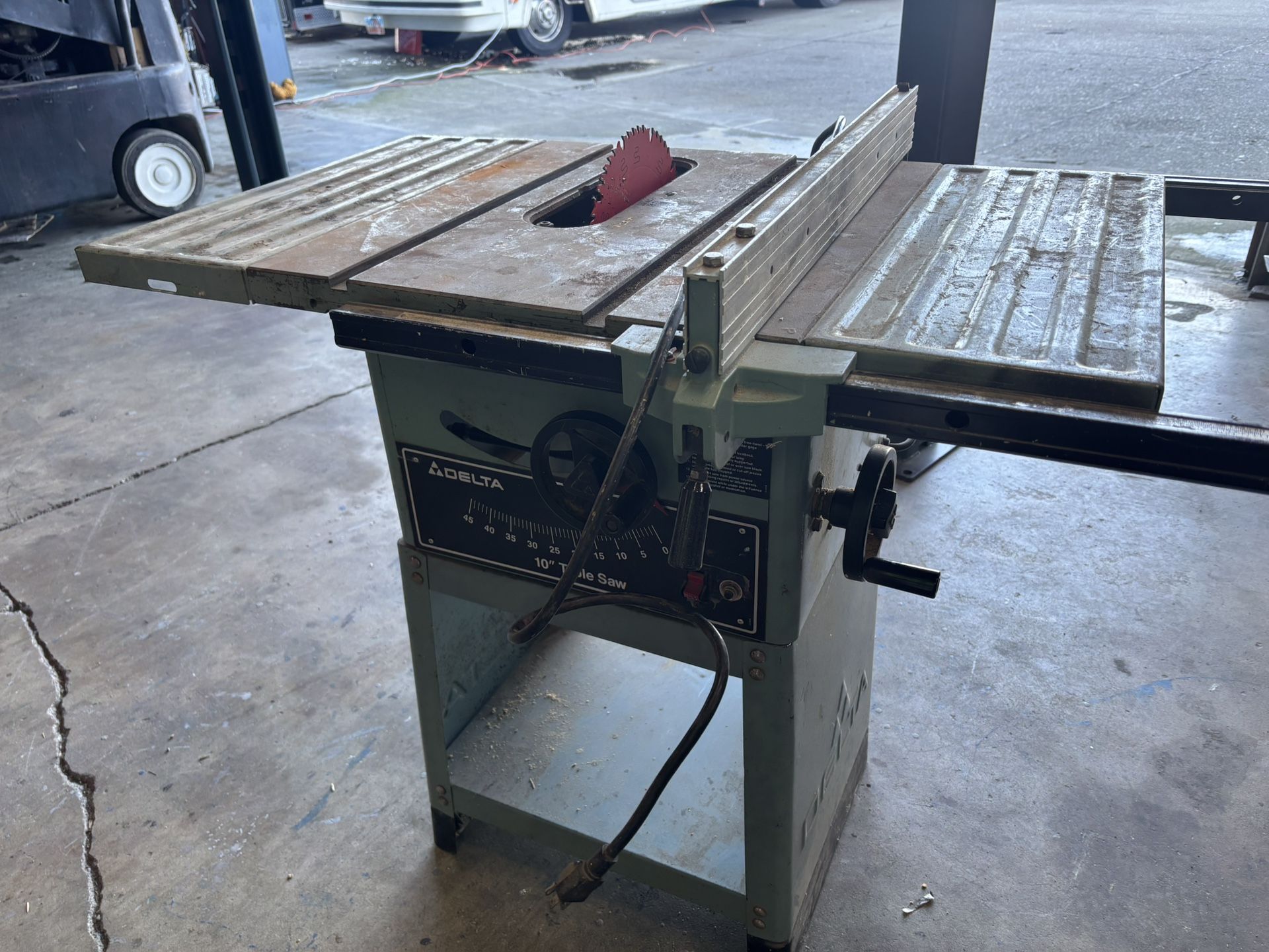 Delta Table Saw