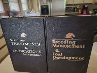 2 Horse 🐎 🐴 📚 Books.