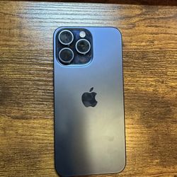 iPhone 15 Pro Max 256gb- 1000.00