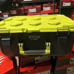 RYOBI MEDIUM PACK OUT BOX