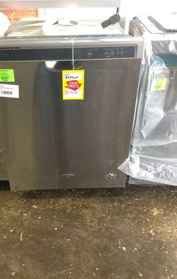 Whirlpool Stainless Steel Dishwasher 💲💲 D5