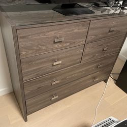 King Nightstand, Dresser And Frame ONLY 