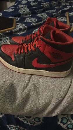 Jordan 1 mid alternate bred