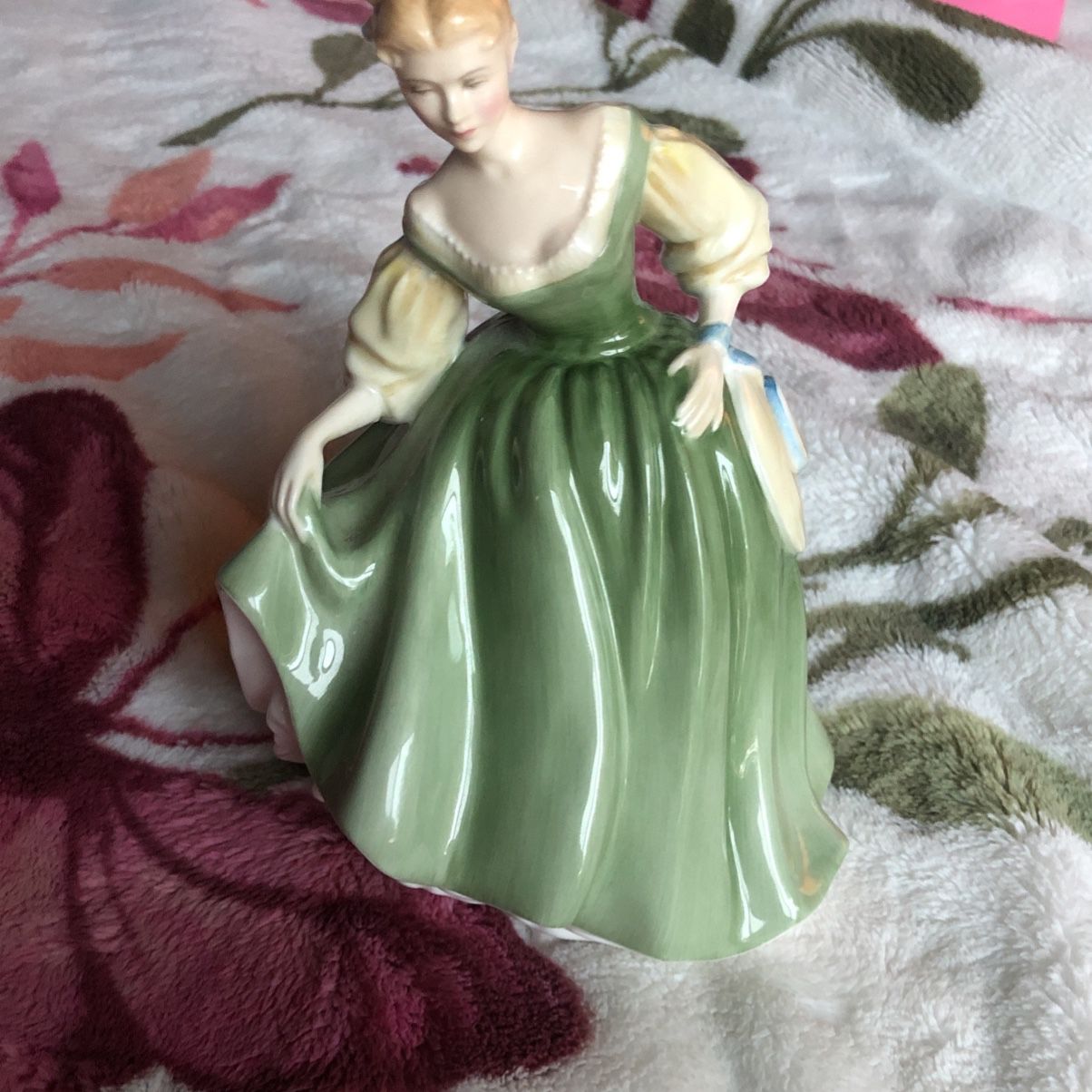 7.5" Royal Doulton Fair Lady Figurine H N 2193 Limited 1962